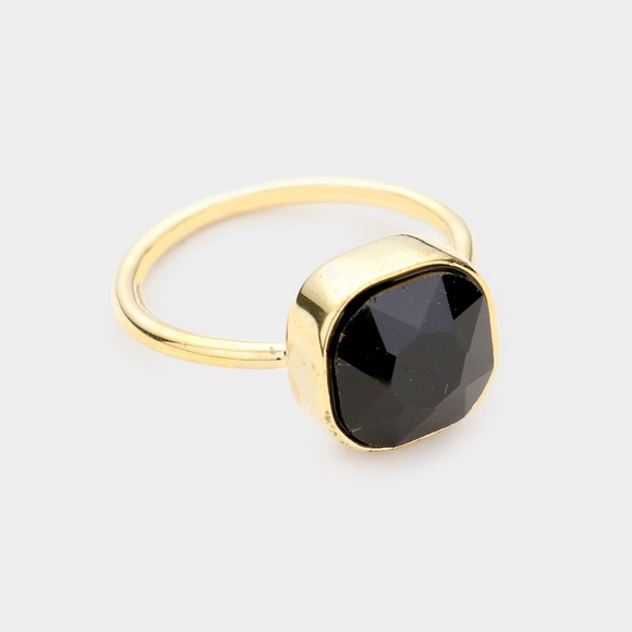 14K Gold Cushion Cut Ring - Picture 2 of 2